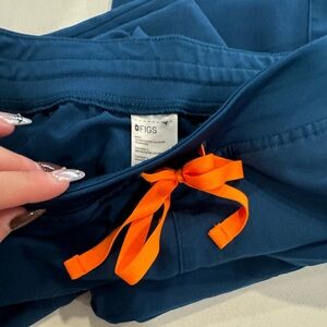 Figs Deep Reef Set medium shirt small pants